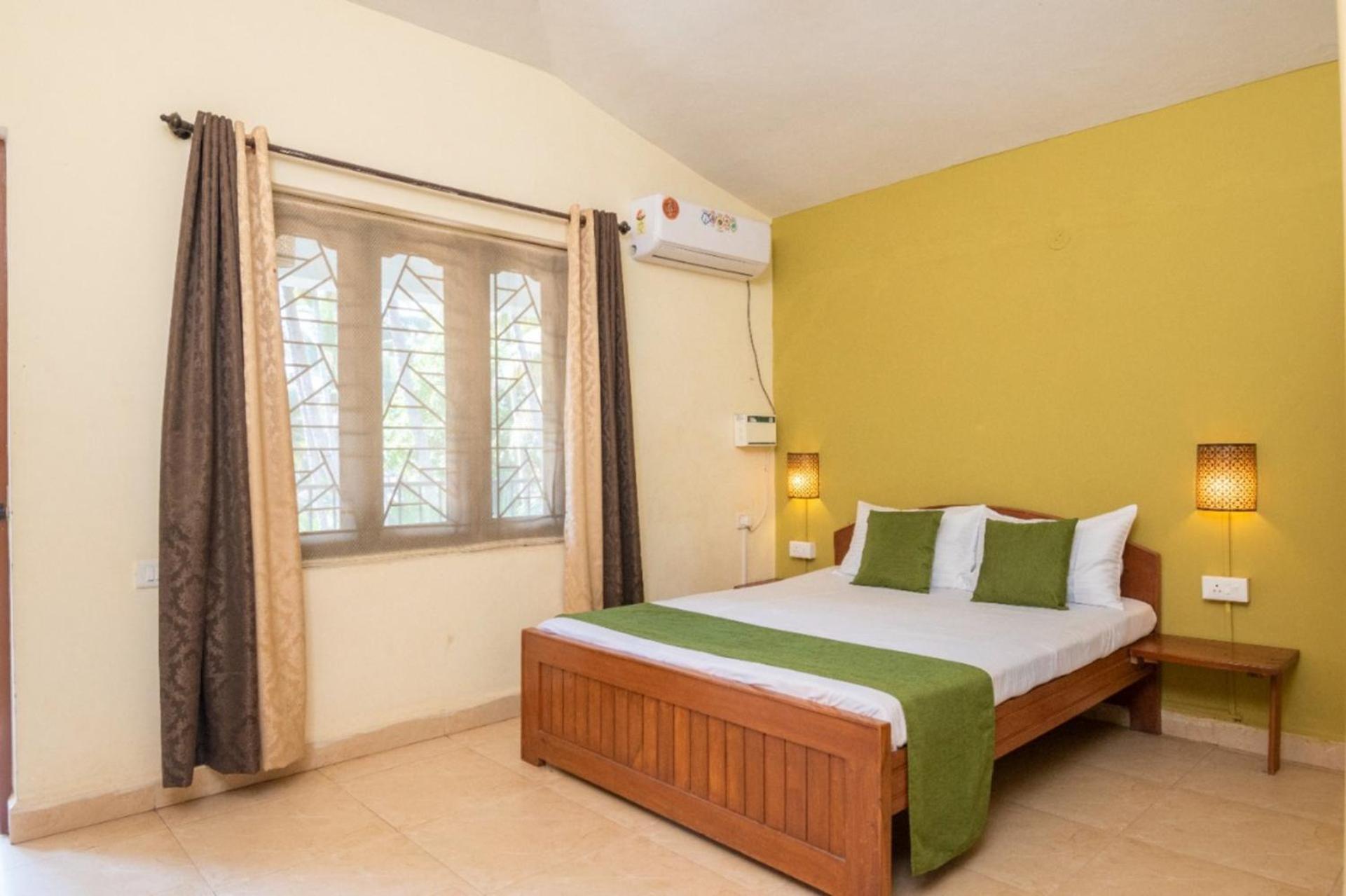 Casa Euphoria Apartments Calangute Bagian luar foto