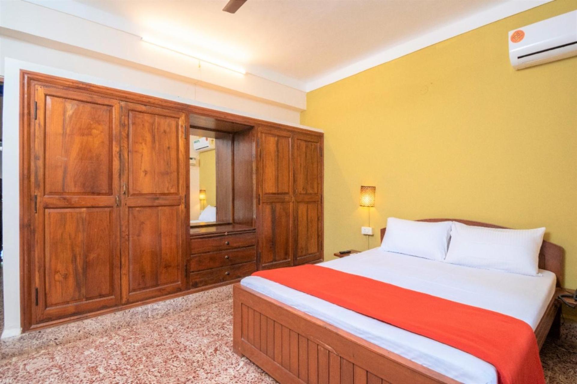 Casa Euphoria Apartments Calangute Bagian luar foto